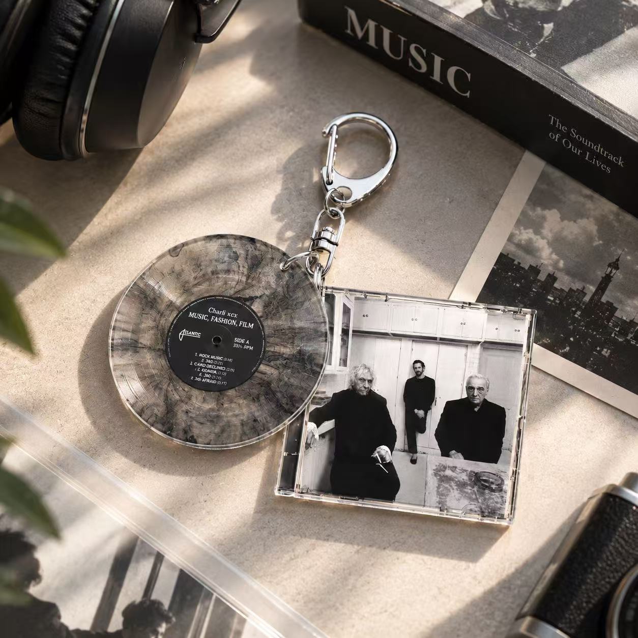 พวงกุญแจ C-Charli Xcx, ดนตรี,  - Phone Accessories Charms บทวิจารณ์และราคา
